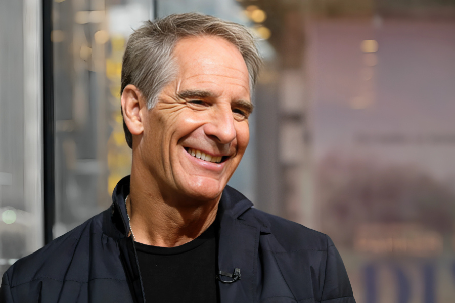 scott bakula net worth